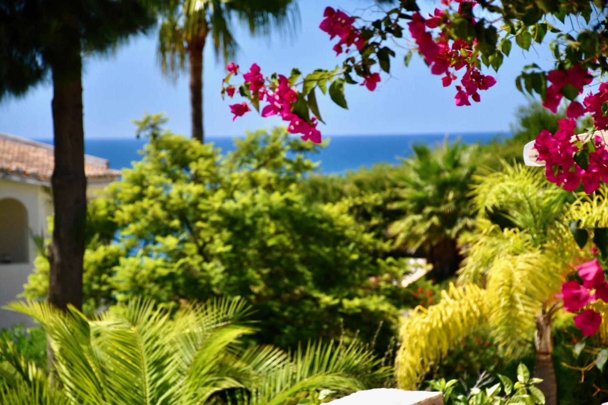 Ferienwohnung Aquamarine - Gemstone Getaway Vale do Lobo Exterior foto